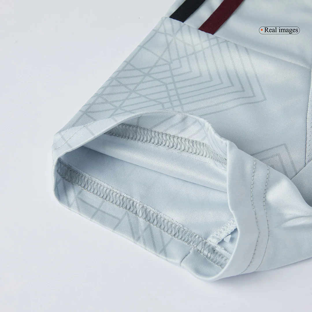 Ajax – Drittes Trikot-Set