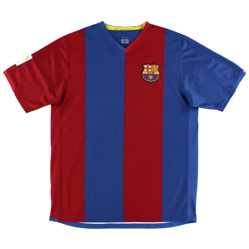 Retro Soccer Jersey Barcelona Home 2006/07