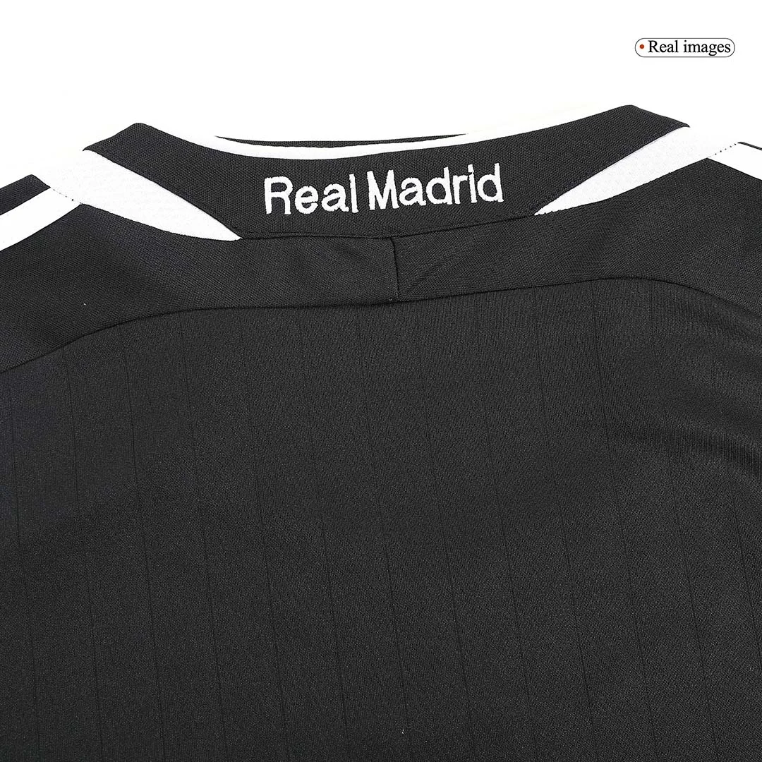 Retro Soccer Jersey SERGIO RAMOS #4 Real Madrid Away Long Sleeve 2006/07