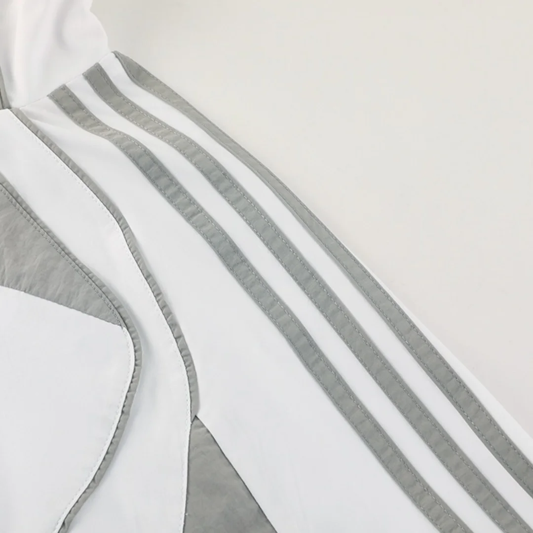 Real Madrid Windbreaker Jacket 2025/26 – White